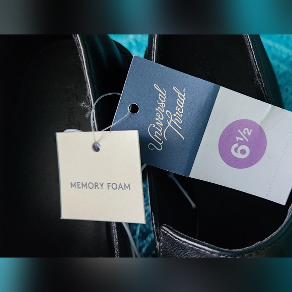 Universal Thread Black 2 1/2" Maisy heel loafers. NWT - Picture 8 of 9